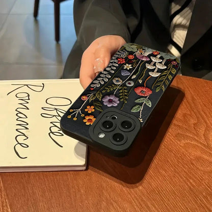 For iPhone 17 Air 16E 16 15 14 13 12 11 Pro Max Case Embossed Floral Pattern Painted Phone Cover For iPhone XS X XR 7 8 Plus SE2