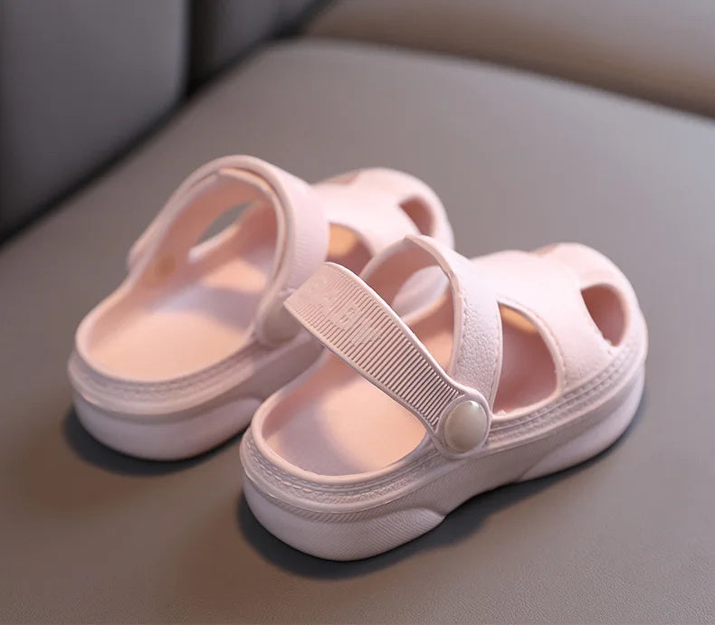 Children's Cave Shoes, Summer Boys, Baby Non-slip Soft Soled Beach Shoes, Girls' Baby Cartoon CHILDREN'S Slippers