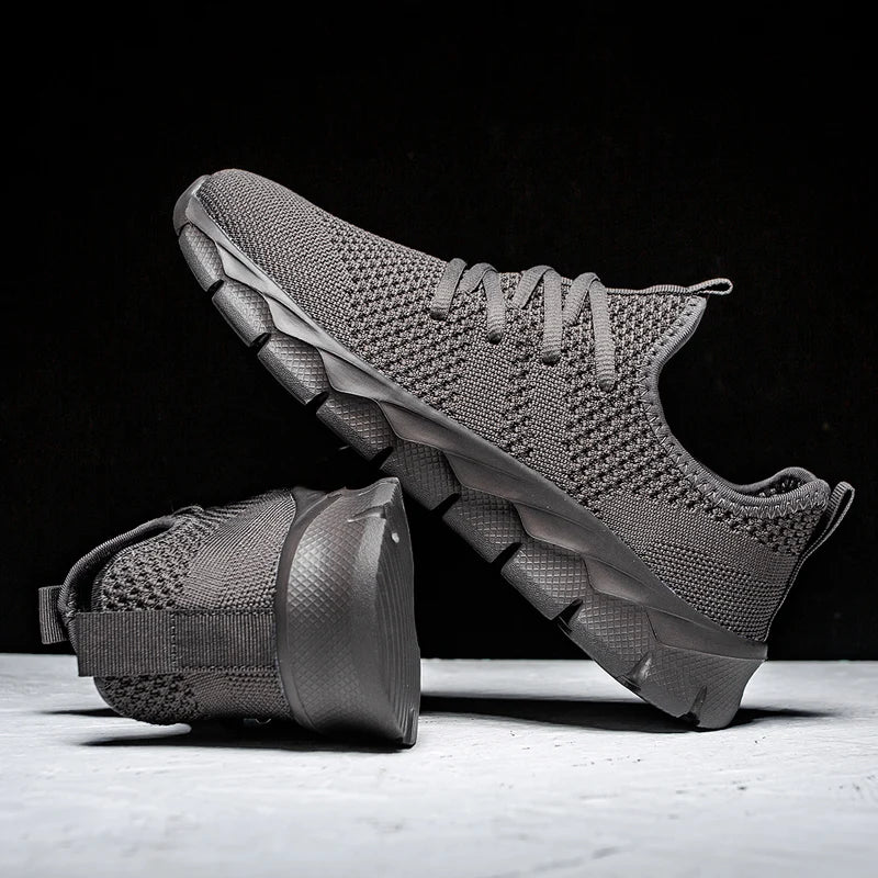 Men Sneakers Breathable light Running Shoes Four Seasons plus size Classic Casual Sports Shoes Platform Sneaker walking shoes