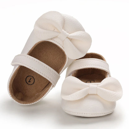 Cute Lace Baby Princess Shoes for Spring And Autumn 0-18M Infant Girls Anti-Slip Rubber Sole Bow Detail Anti-Slip Footwear