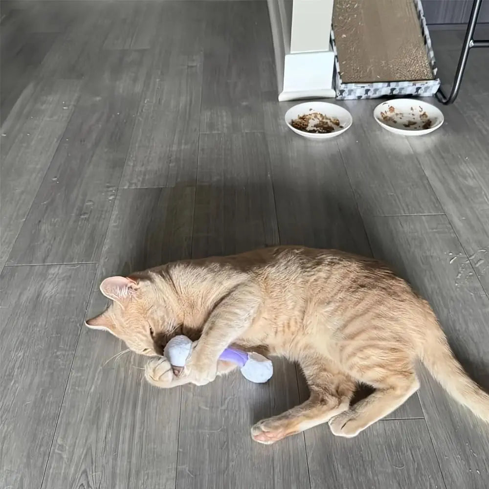 New Soft Q Tip Cat Self-Play Giant Swabs Shape Cotton Swab Shape Cat Durable Bite-Resistant Interactive Cat Indoor Cats