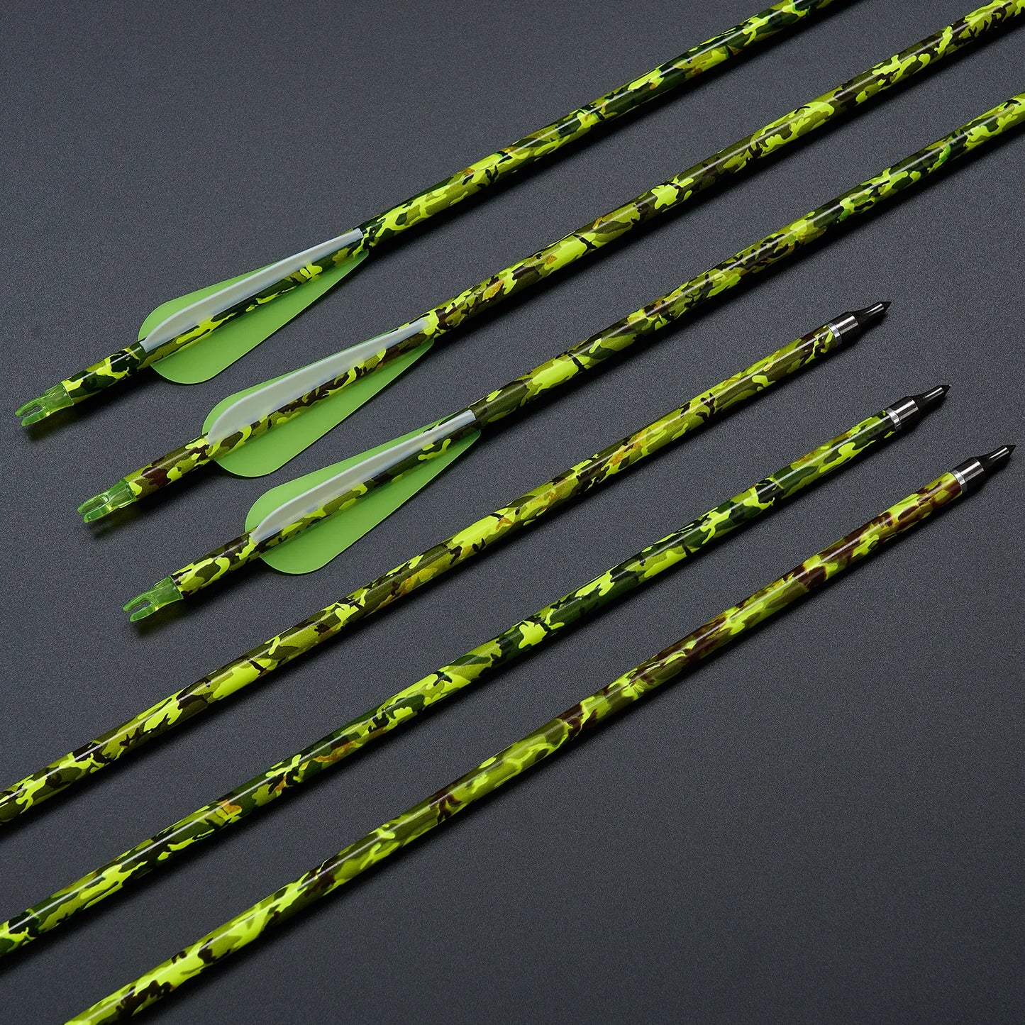 Toparchery 31.5Inch Mixed Carbon Arrows ID 6.2mm Plastic Feather Outdoor Target Hunting and Shooting