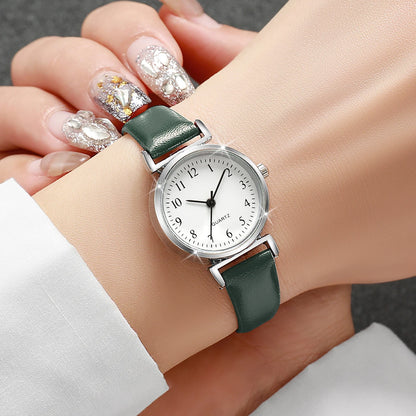 Fashion Small Dial Women Watches Simple Leather Band Analog Quartz Wristwatch for Ladies Clock Reloj Mujer（Without Box）