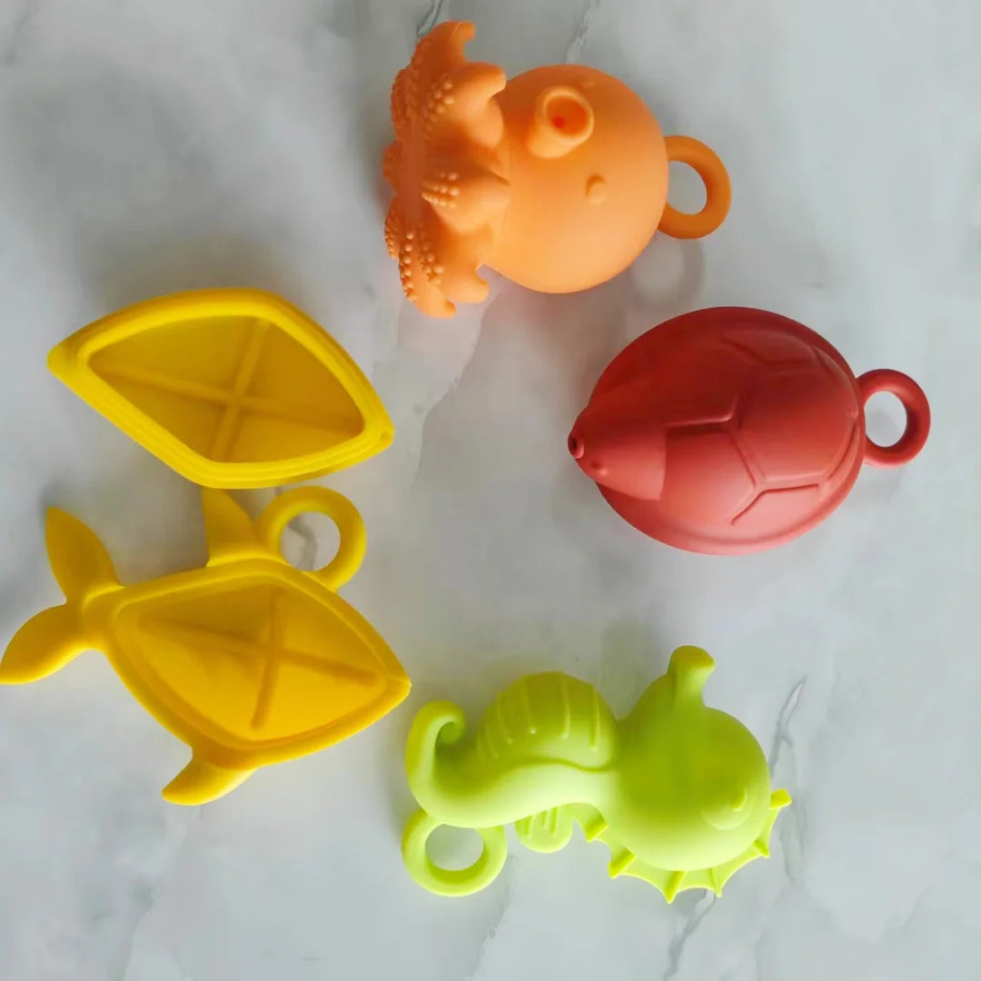 Baby Bath Toys Animal Silicone Cartoon Astronauts Play With Water Toys No BPA Swim Bathroom Baby Silicone Sprinkler Bathtub Toy