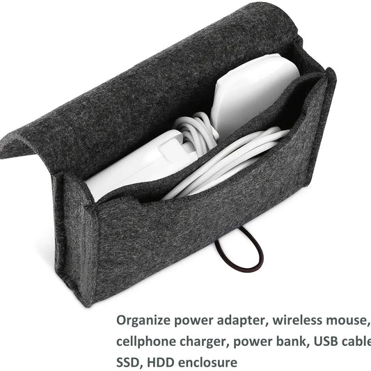 Nešiojamas veltinio elektronikos priedų organizatorius – maitinimo adapterio ir USB kabelio laikymo dėklas kelionėms