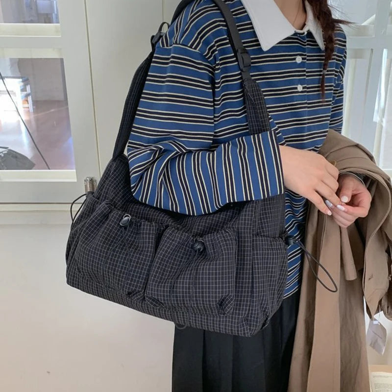 Korean Nylon Shoulder Bag Fashion Simple Plaid Zipper Tote Bag Drawstring Pleated Cloud Bag New Commuter Crossbody Shoulder Bag