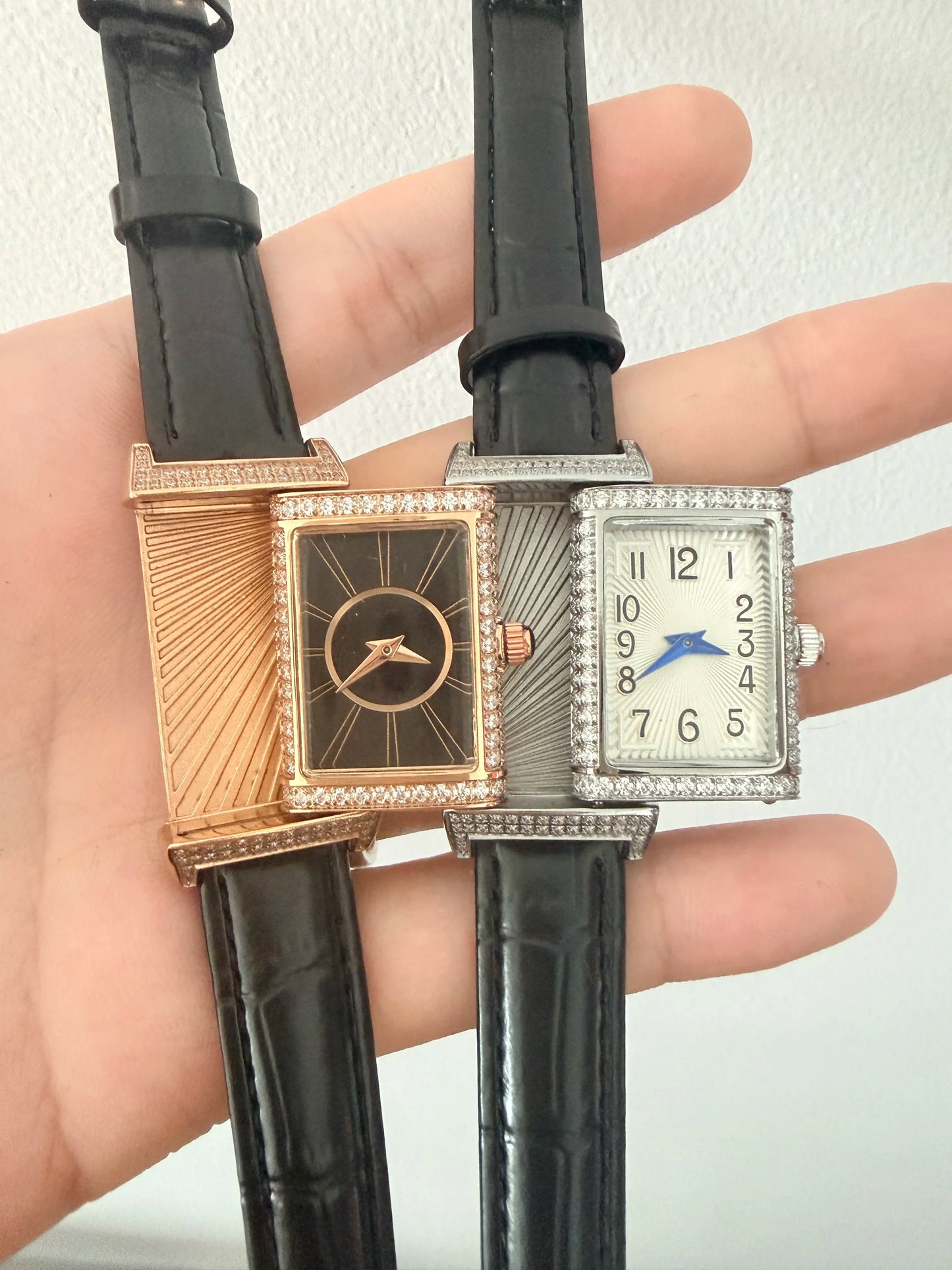 2025 Hot Sale Retro Niche Temperament Slide Design Leather Quartz Square Exquisite and Versatile Digital Watch 21mm