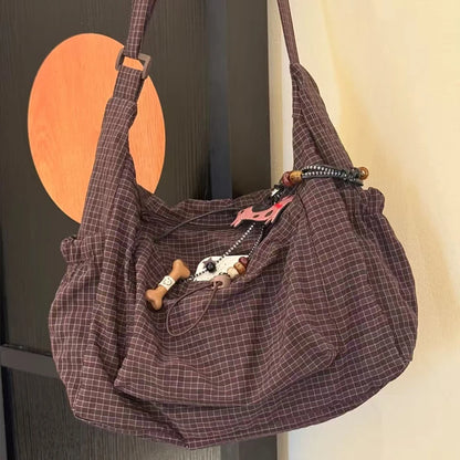 Korean Nylon Shoulder Bag Fashion Simple Plaid Zipper Tote Bag Drawstring Pleated Cloud Bag New Commuter Crossbody Shoulder Bag