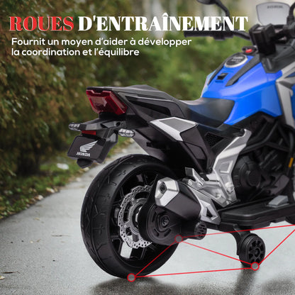 The electric motorcycle for children is equipped with two engines. Children aged 3 to 6 years can drive the motorbike with music and head. The size is 107x46x75cm and the load is 30kg.
