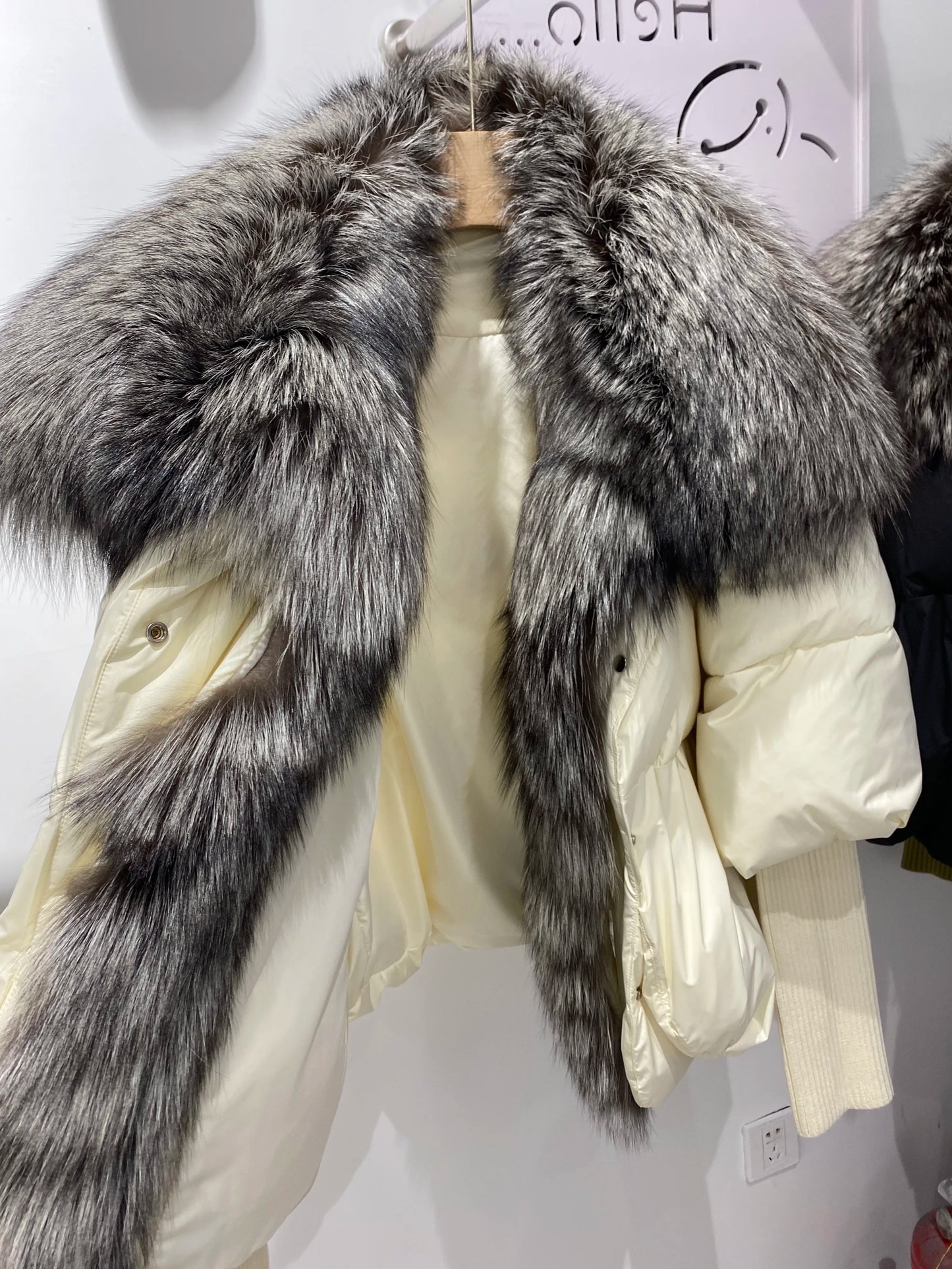 2024 Winter Women Warm Coat Oversized Real Fox Fur Collar Thick Luxury Outerwear New Fashion 90% Goose Down Jacket