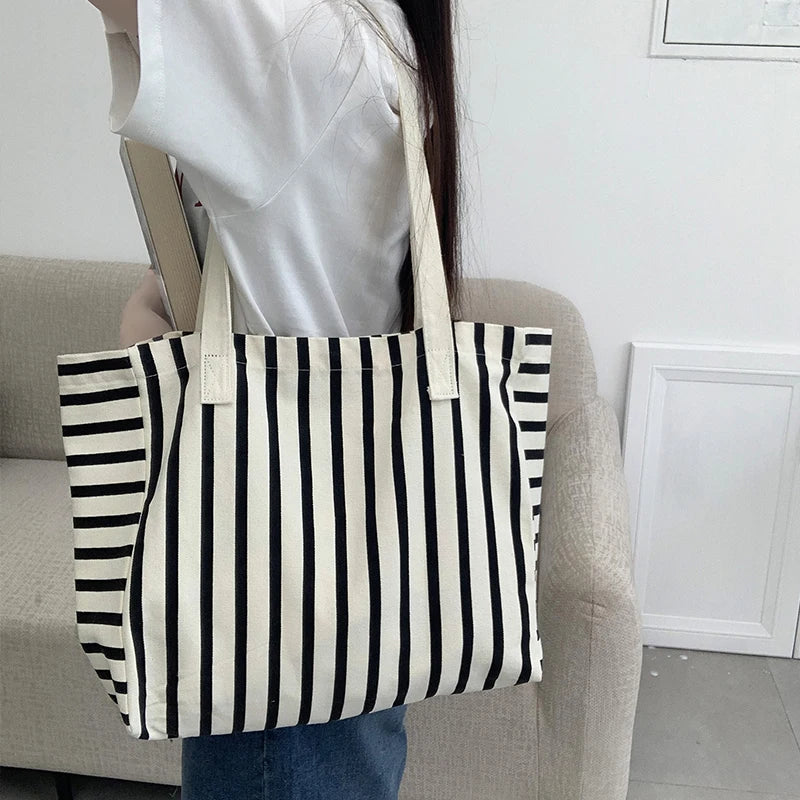 Striped Canvas Bag Beach Handbag Fashionable Women's Canvas Summer Large Capacity Shoulder Bag