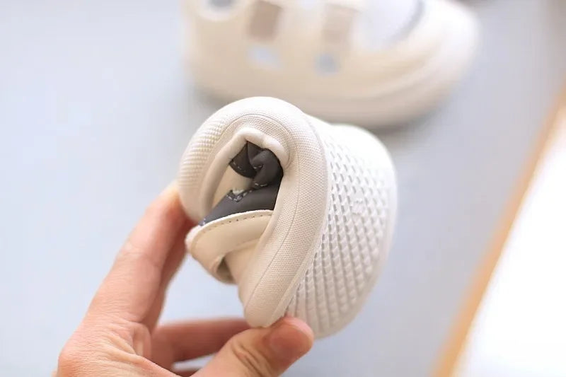 Kids Sports Sandals Summer New Boy' Hollow Board Shoes 1-4Year Old Tide Comfortable Sandals for Boy Baby Casual Shoes Kids Shoes