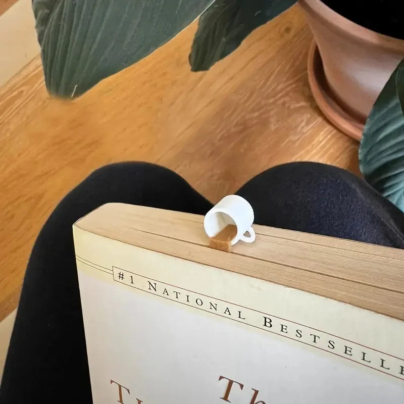 Creative Coffee Cup Bookmark, PU Leather Fun Reading Gift for Book Lovers & Coffee Enthusiasts