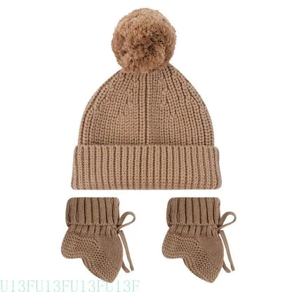 U13F Cosy Hand Crochet Baby Booties and Knitted Hat Set for Newborns Soft and Warm Knitting Socks Bonnet for 0-6 Months