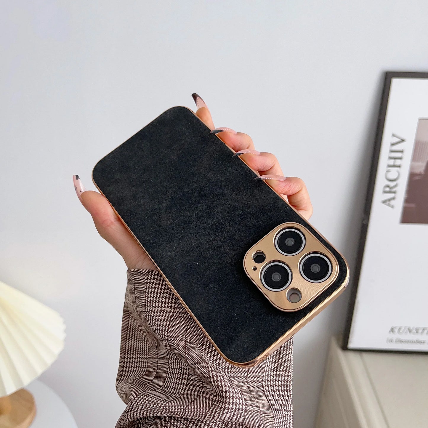 Leather Phone Case For Iphone 13 11 12 14 15 16 17 ProMax Plus Electroplated Frame Lambskin Phone Shell For IPHON 15 16 17Promax
