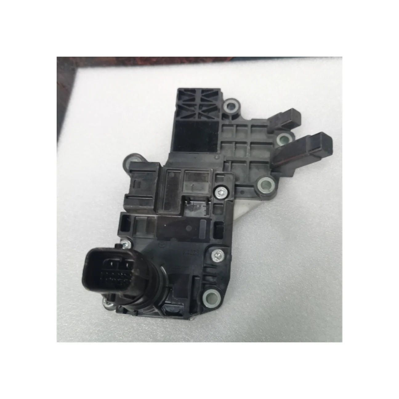 FZ11-21-EM1A FZ21 FZ31 FW6AEL TCU for Mazda Axela, Atenza, CX4, and CX5 Car Transmissions