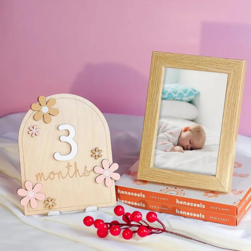Wooden Baby Monthly Milestone Cards Flowers Double Sides Number Month Girls Boys Newborn Photography Props Accessories