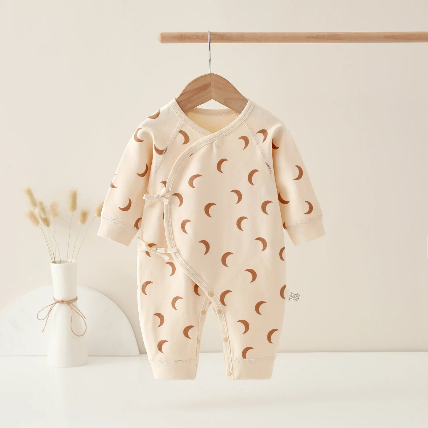 AYNIGIELL Spring Autumn 0-6 Months Baby Jumpsuit Cartoon Pattern Male and Female Infants 100%Cotton Rompers Infant Clothing