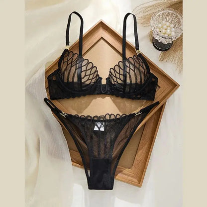 French Style Sexy Embroidered Transparent Underwear Set V-Neck Design Anti-Sagging Breathable Bra And Panties Ensemble Black