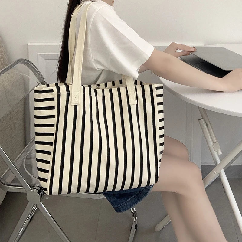 Striped Canvas Bag Beach Handbag Fashionable Women's Canvas Summer Large Capacity Shoulder Bag