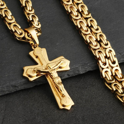 Diyalo Religious Jesus Cross Necklace Men Stainless Steel Crucifix Pendant with Byzantine Chain Necklaces Male Necklace Jewelry