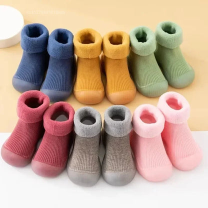 Baby Winter Booties Non-Slip Soft Sole Shoes with Cotton Socks Warm Fleece-Lined Infant First Walkers for Boys Girls 0-4T
