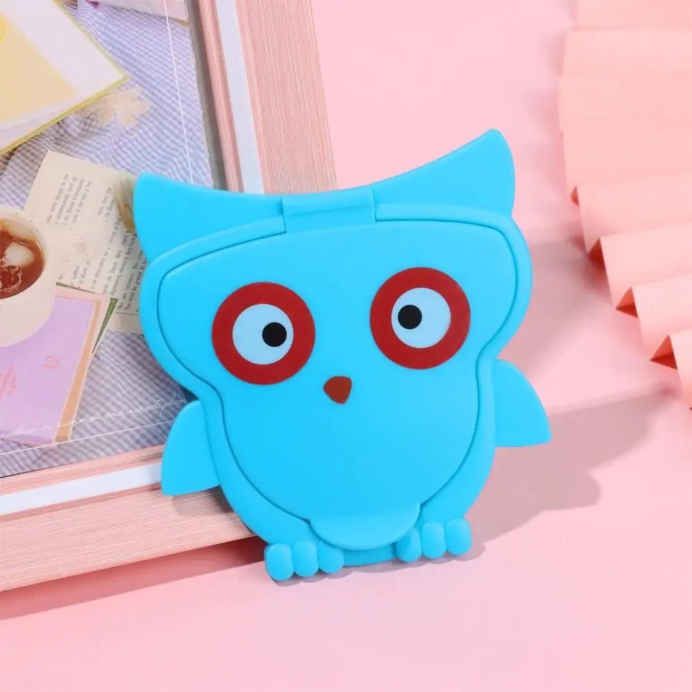 1Pcs Cartoon Reusable Unisex Portable Tissues Cover Self-Adhesive Flip Cover  Wet Wipes Lid
