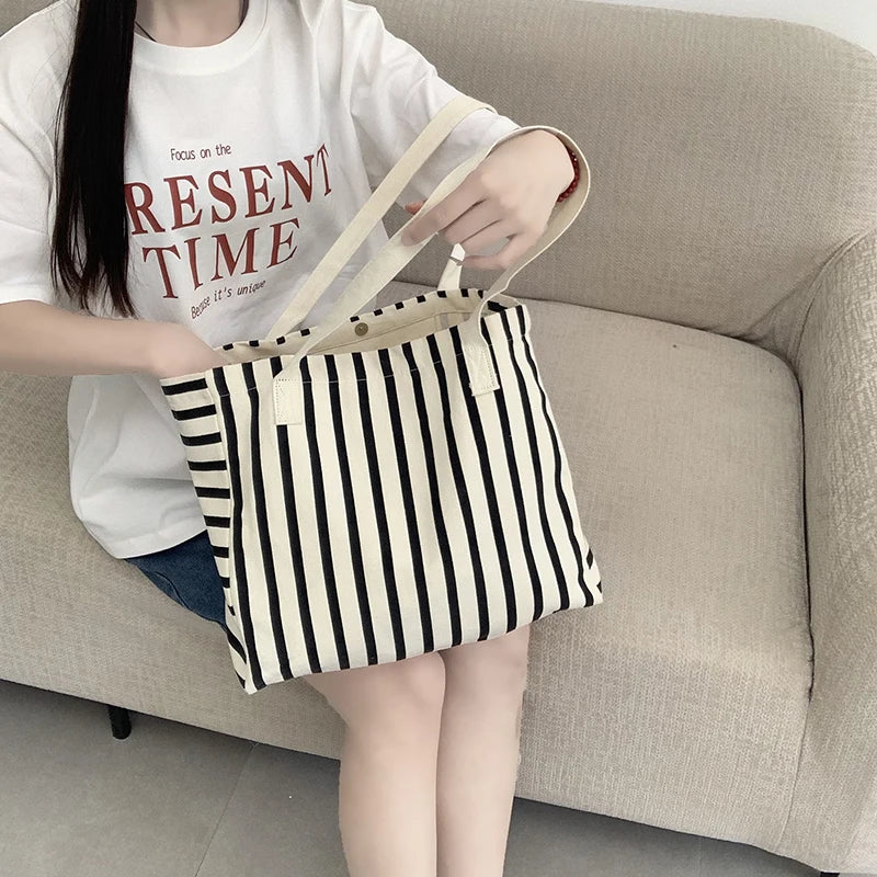 Striped Canvas Bag Beach Handbag Fashionable Women's Canvas Summer Large Capacity Shoulder Bag