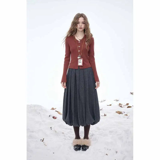 ELFSACK 2025 Dark Gray Pleated Skirt Women, Preppy Elegant Tiered Midi Skirt with Bubble Hem, Winter Mini/Maxi Half Skirt