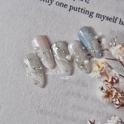 5D Laser Christmas Nail Stickers Crystal Diamond Nail Stickers Retro Gilded Snowflakes Self Adhesive Nail Art Decoration Sticker
