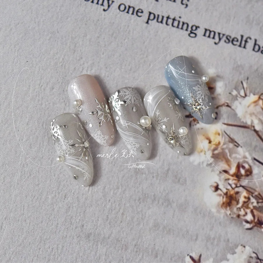 5D Laser Christmas Nail Stickers Crystal Diamond Nail Stickers Retro Gilded Snowflakes Self Adhesive Nail Art Decoration Sticker