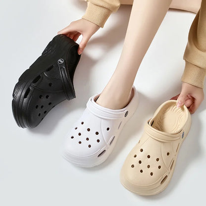 Women's Fashion Platform Sandals Summer 2025 Thick Sole Soft Eva Clogs Garden Shoes for Women Hollow Out Non Slip Beach Sandals