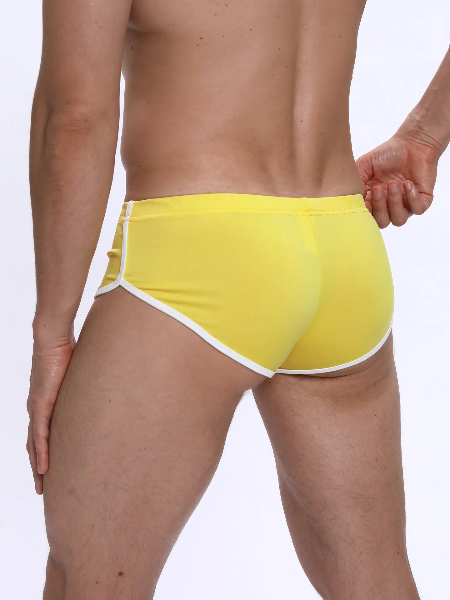 Sexy Running Elastic Sport Shorts Men's Summer Shorts Hot Pants Bar Nine Points Slim Fit Cotton Milk Silk Men's Fashion
