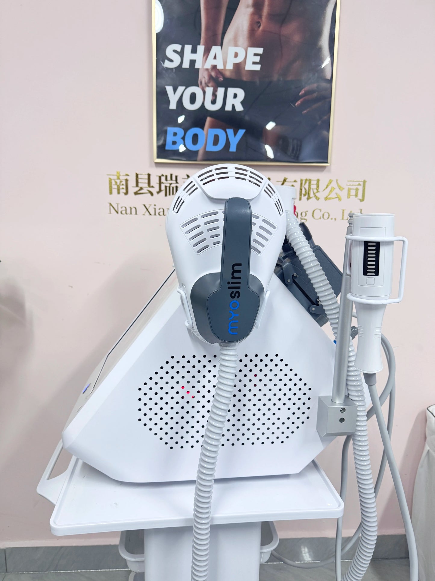 EMS Vacuum Inner Ball Roller 360 Degree Rolling Cellulite Massage Weights Loss Machine Body Muscle Body Slimming Fat Removal