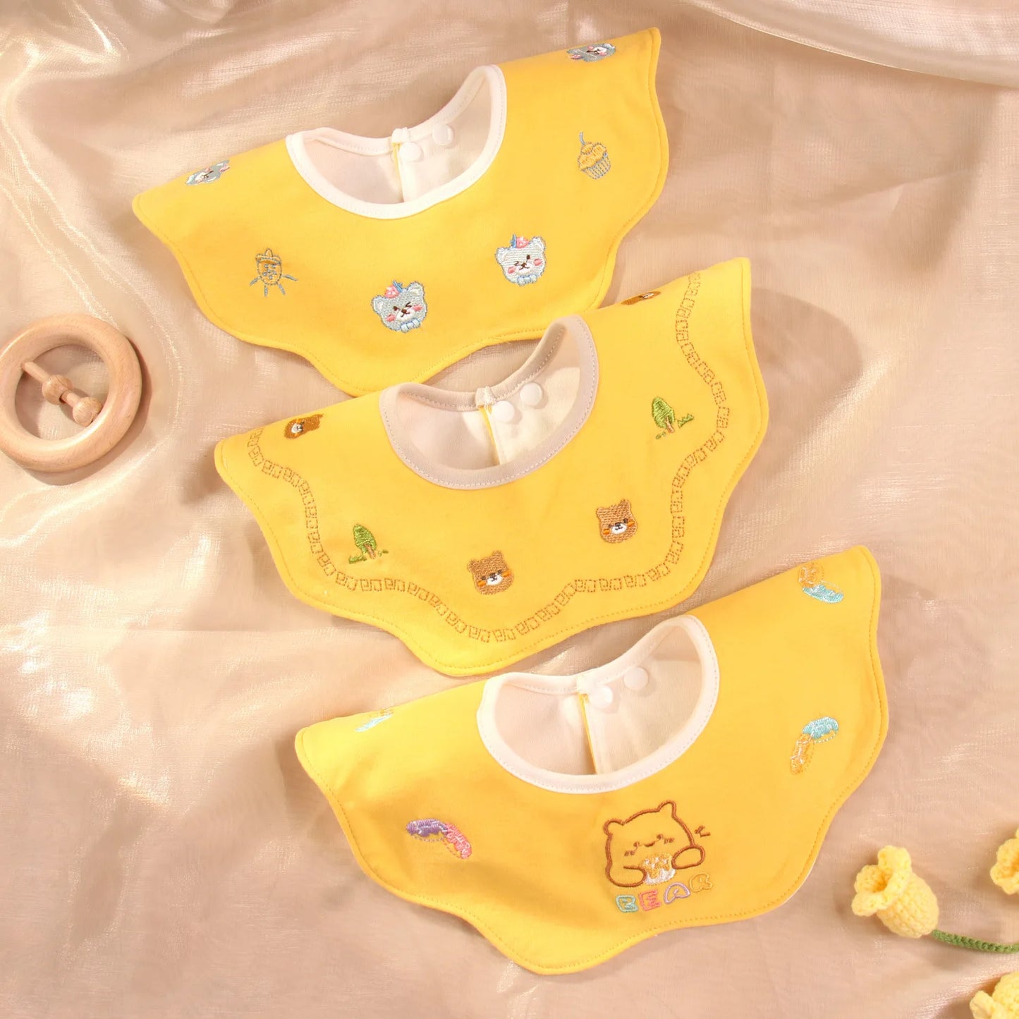 Cute Embroidery Cotton Baby Bibs Autumn New Infant Bib Newborn Burp Cloths for Kids Boy Girl Spring Soft Feeding Saliva Towel