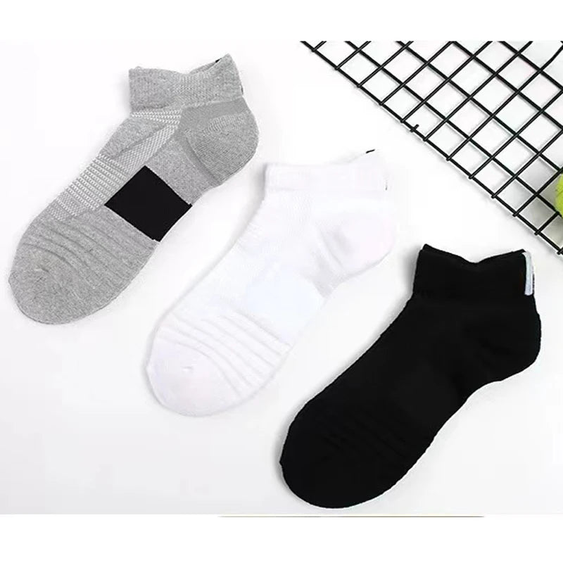 3 Pairs Breathable Mesh Athletic Terry Socks Cushioned Moisture-managing and Durable Reduces Foot for Running Hiking & Sports