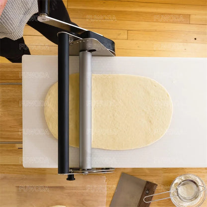 A Mini Pastry Portable Small Table Top Hand Manual Pizza Dough Sheeter Roller Croissant dough Flattener Laminator Machine