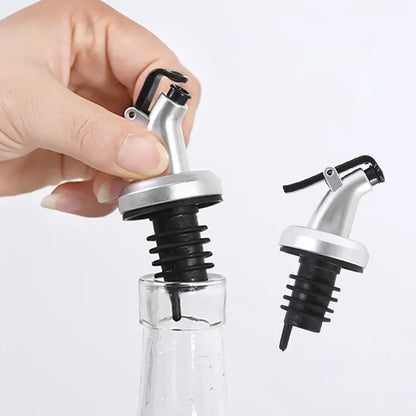 1-5PCS Oil Bottle Stopper Lock Plug Seal Leak-proof Nozzle Sprayer Oil Bottle Stopper Cap Liquor Dispenser Wine Pourer Gadgets