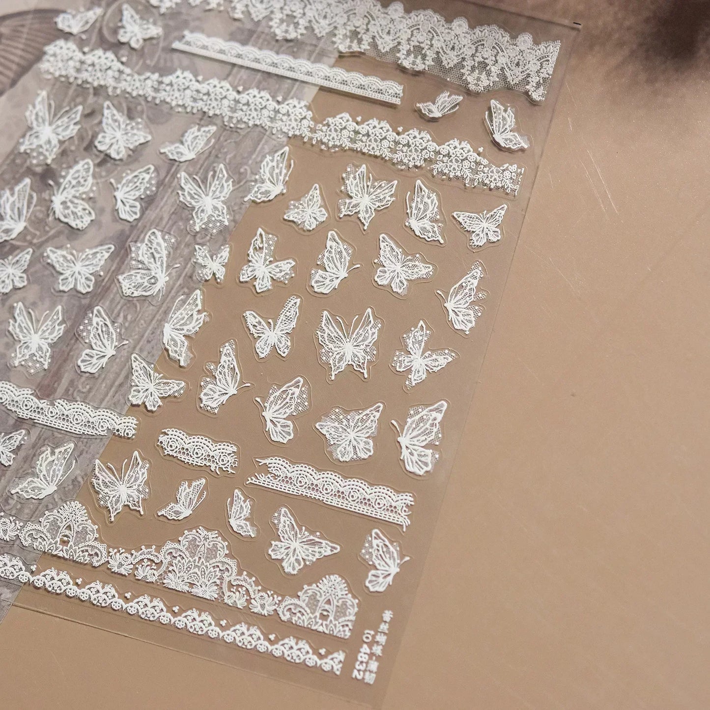 Shiny Jelly Butterfly Charming Golden Gradient Bowknot 5D Self Adhesive Nail Art Sticker Flower Petal Rhinestone Manicure Decals