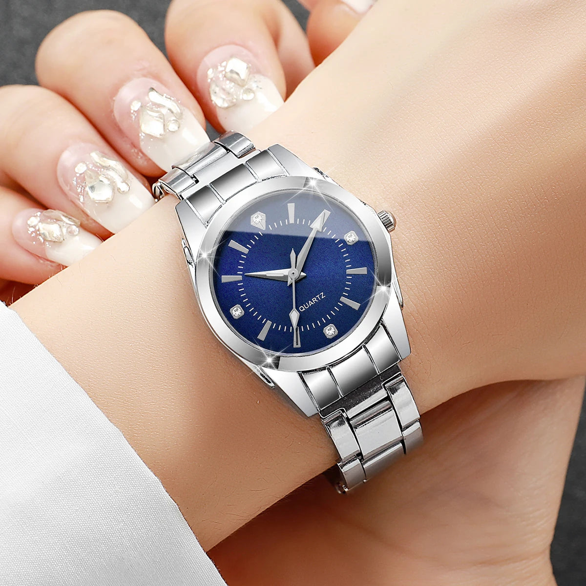 Fashion Rhinestone Women Watches Casual Quartz Wrist Watches For Ladies Clock Reloj Mujer（Without box）