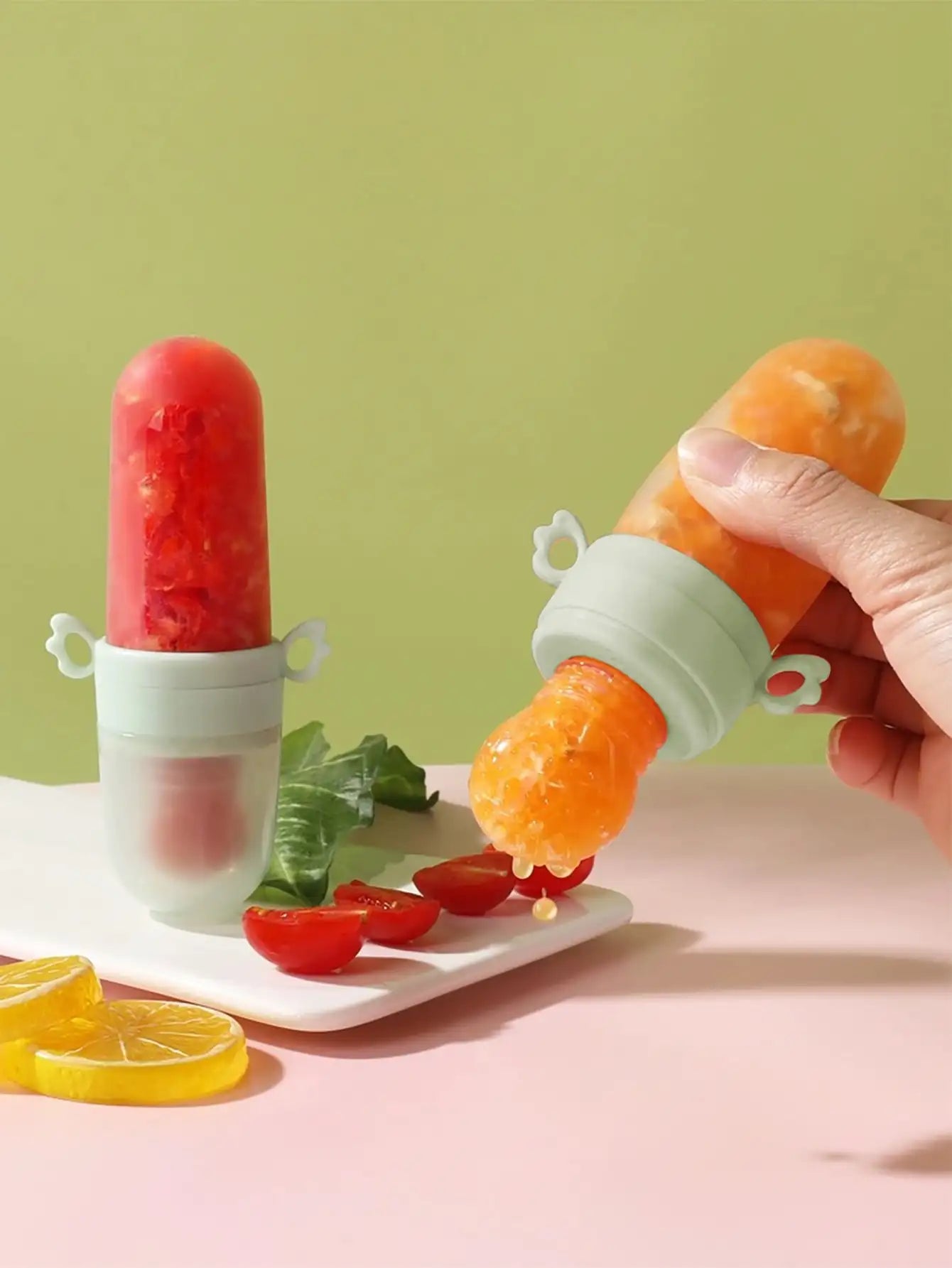 4pcs Baby Feeding Set: 1pc Silicone Spoon Feeder Bottle with Handle, 3-Size Mesh Bags-S, M, L. Baby Bottle, Feeding Bottle Set