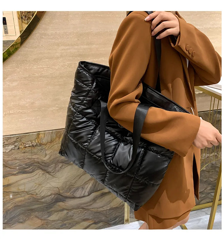 Women's shoulder bag light large bag women's fashion cotton tote bag large capacity shoulder bag commuting bag
