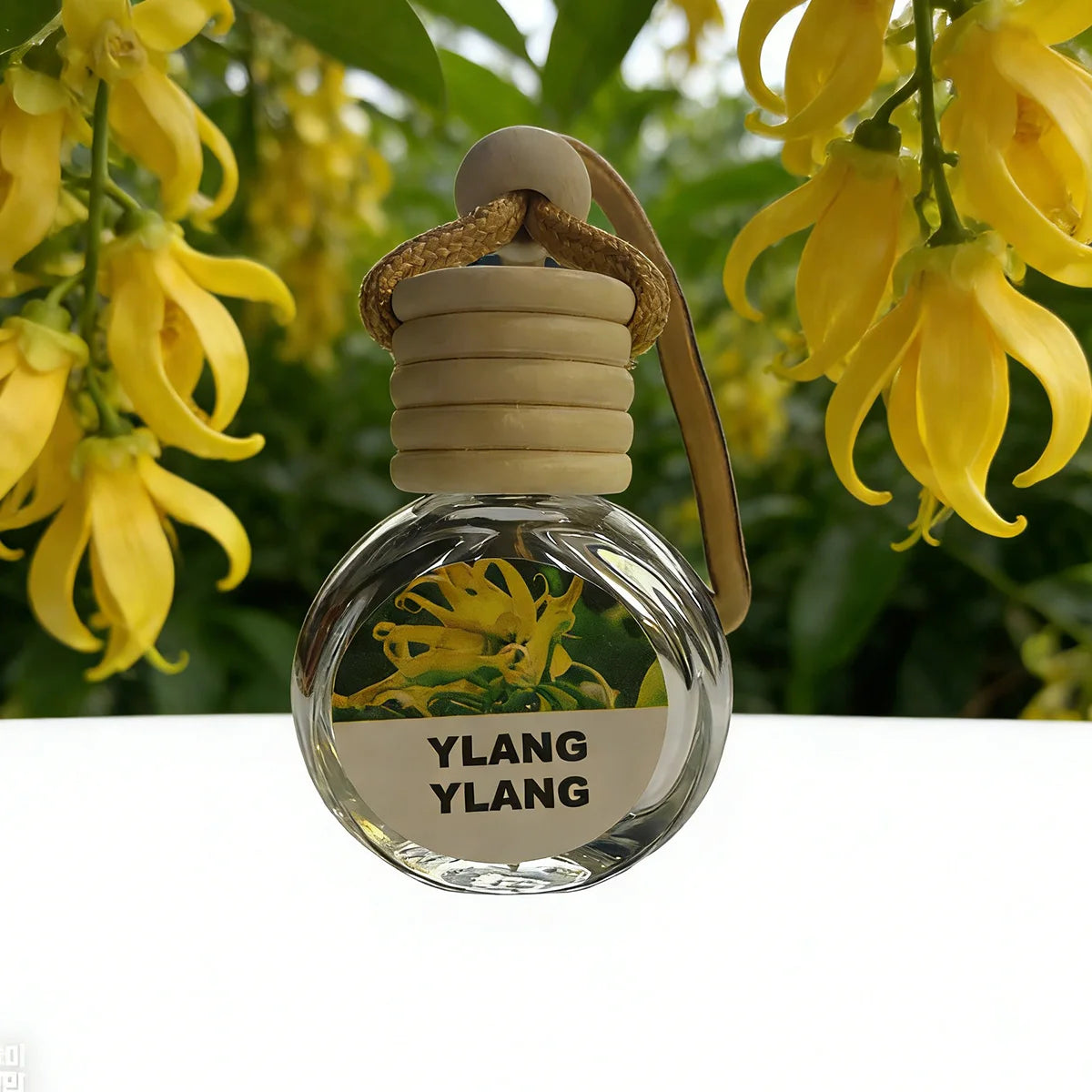 10ml car air freshener, air purifier, long-lasting fragrance, one bottle lasts 180 days.A great gift option.