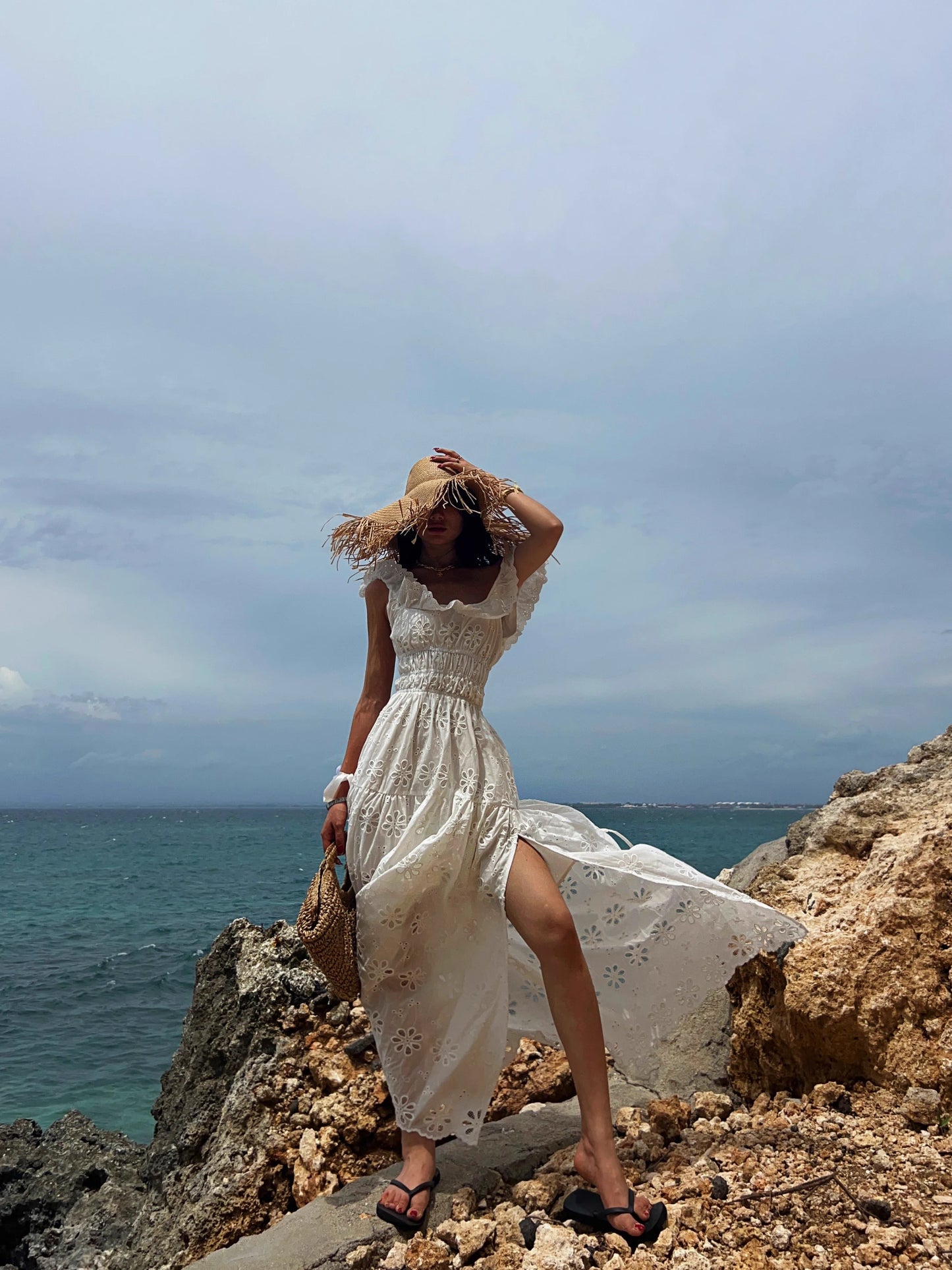 White Embroidered Hollow Out Dress For Women'S Summer Strapless Square Neck With A Unique Open Back Design, Slim Fit Long Skirt