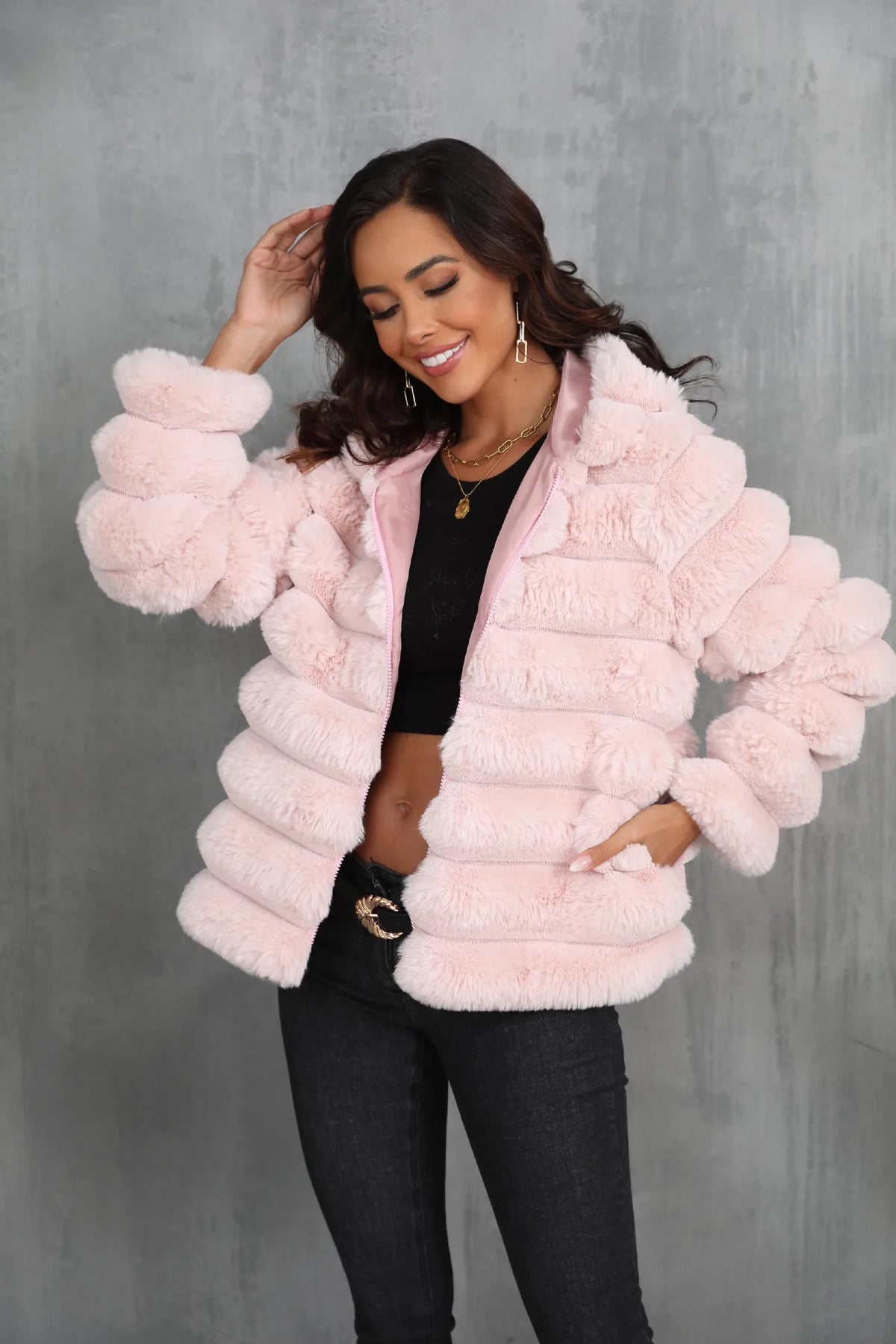 2026 Faux Fur Women Coats Hooded Full Sleeve Short Coat Zipper Thick Warm Solid Temperament Elegant Splice Autumn Winter