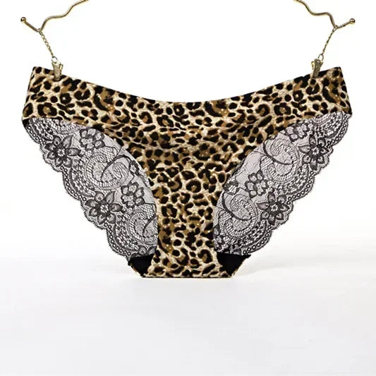 Women's Sexy Lace Panties Seamless Cotton Breathable Briefs Girls Transparent Underpants Plus Size Brand Underwear 1 Piece