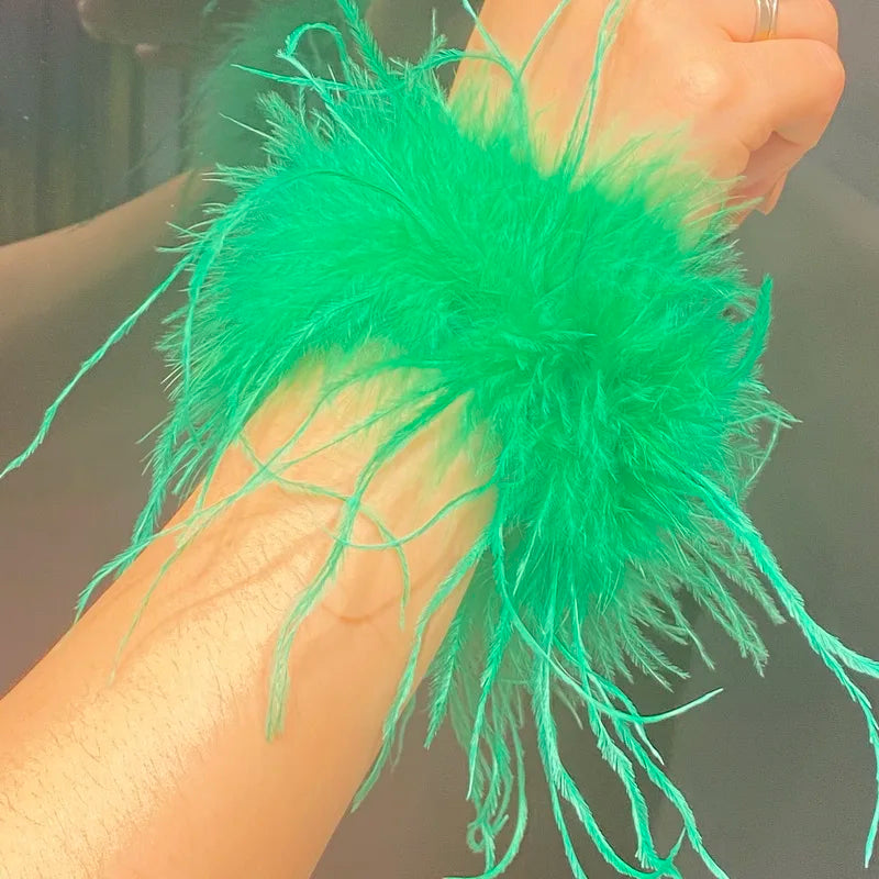 Real Ostrich feather cuff plumes bracelet for women white Cuffs pens Shirt with feathers girls fur cuffs ornament boa plume