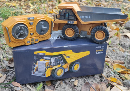 4WD Remote Control Excavator 4x4 Alloy Dump Truck Bulldozer Radio Model RC Car Construction Vehicle with Lights Sound Toy Gift