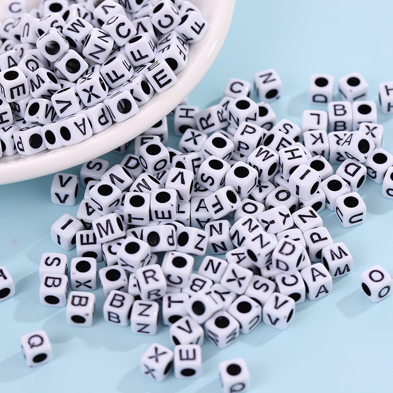 Hot! 100Pcs/Lot 6mm Mixed Many Kinds Acrylic Cube Square Number&Alphabet Letter Beads for Bracelet Necklace Jewelry Making DIY