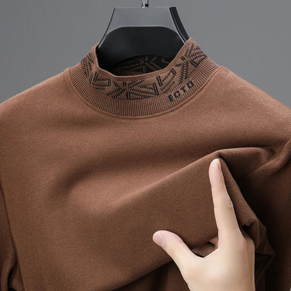High quality men's semi high neck velvet sweater long sleeved warm T-shirt autumn winter fashionable embroidery casual pullover